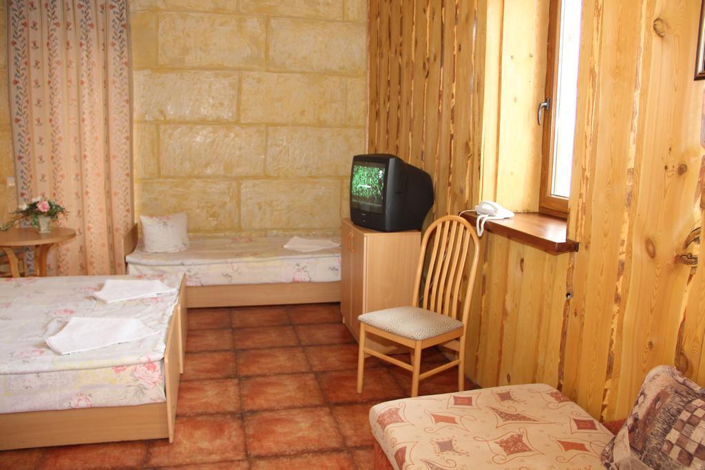 Tvirtove Prie Didziulio Hotel Dedeliskes Room photo